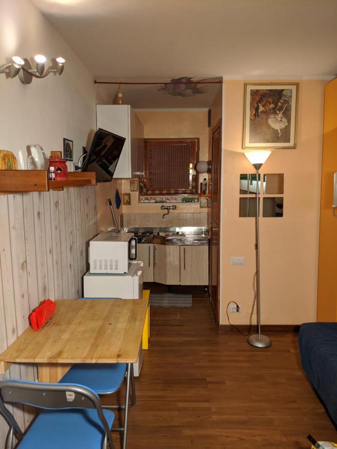 Tiny House Apartment Sestriere Ngoại thất bức ảnh